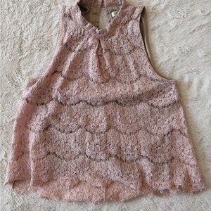Love, Fire Tiered Floral Lace Halter Top in Mauve